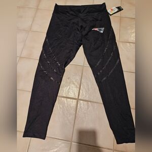 Team Apparel NFL Patriots Leggings NWT